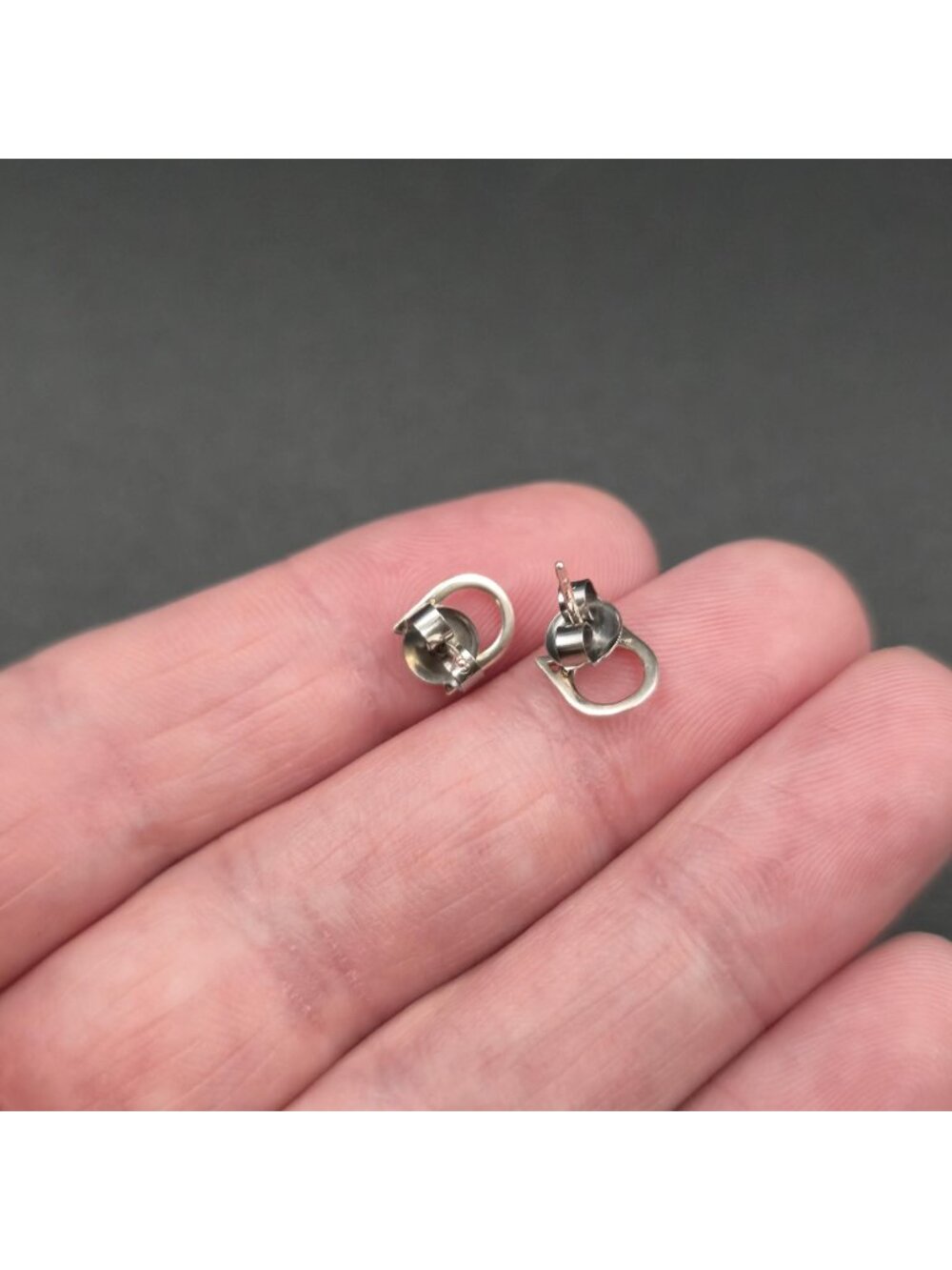 Sterling Silver Minimalist Kitty Cat Outline Stud Earrings A7367 - Picture 5 of 7
